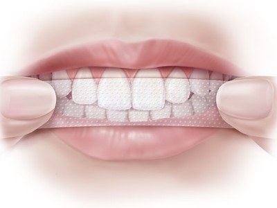 natural ways to whiten teeth with home whitening strips