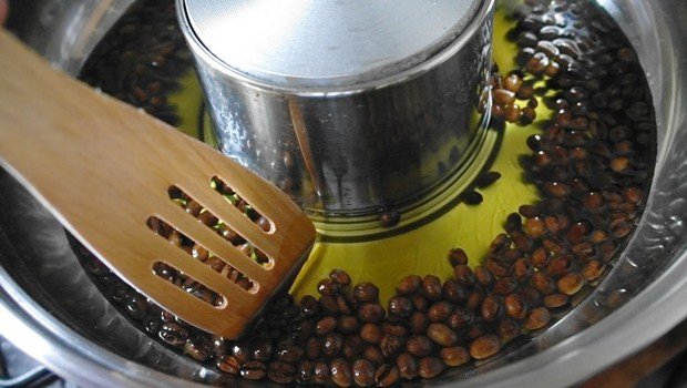 coffee seeds and olive oil