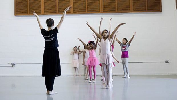 how to dance ballet for beginners
