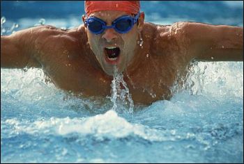 health benefits of swimming laps