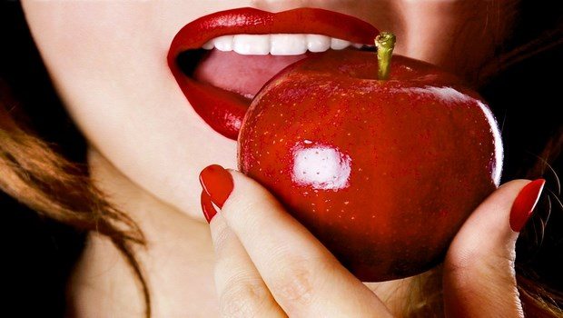 weird ways to lose weight-snack right