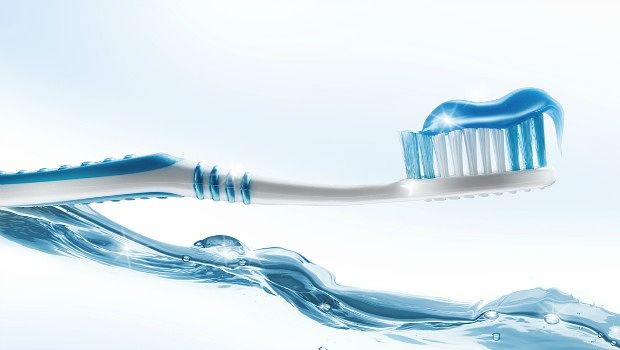 fluoride and toothpaste review