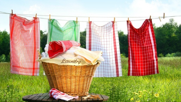 Dry your clothes with solar energy download