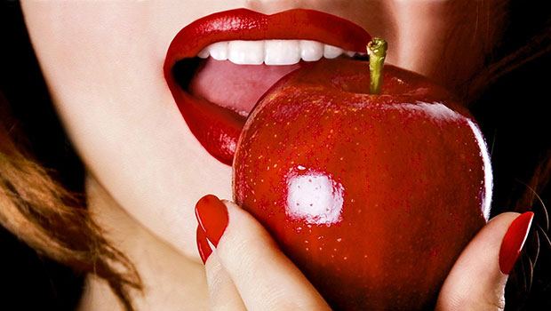 Apples - Healthiest Foods For Losing Weight