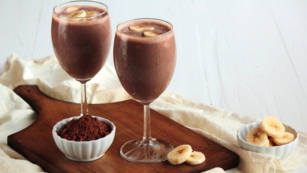 banana-cocoa soy smoothie