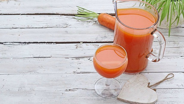 drink carrot juice