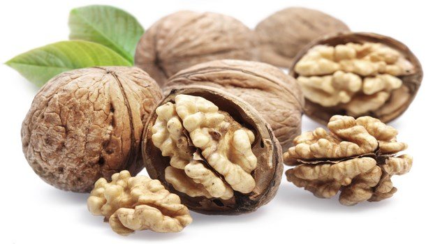 exfoliate skin-walnuts