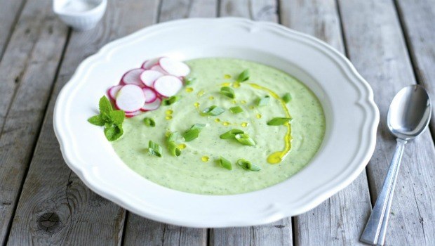 avocado-buttermilk soup with crab salad download