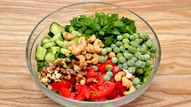 chilled vegetable salad