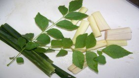 View of Top 32 foods good for stomach ache & stomach ulcers