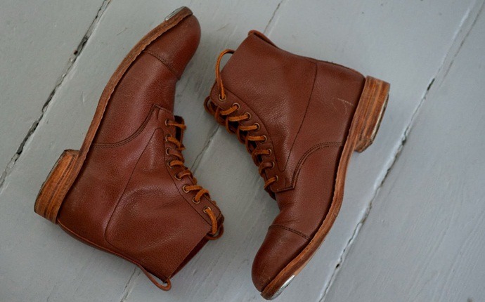 how to soften leather - place your boots steamed