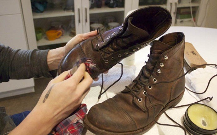 19 Tips On How To Soften Leather Boots And Gloves