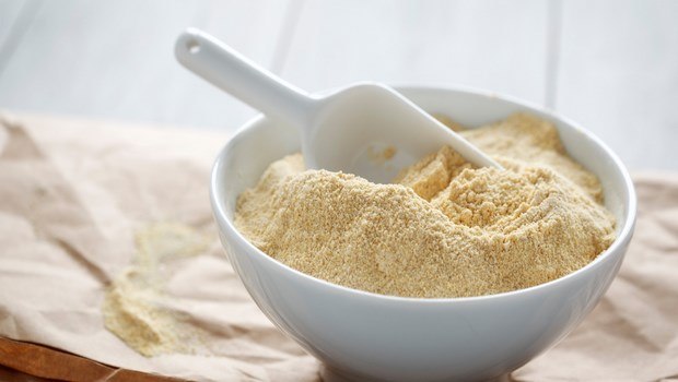 how to remove sun tan-turmeric and gram flour