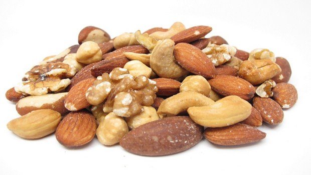 foods for muscle recovery-mixed nuts