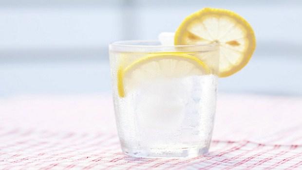 home remedies for dehydration-lemon water