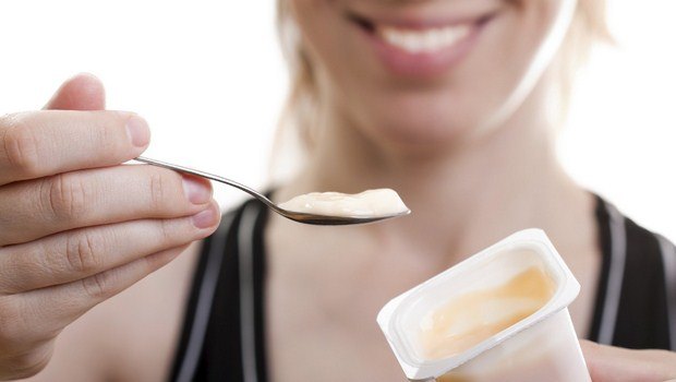 home remedies for gastroenteritis-eat yogurt