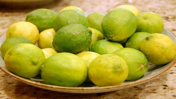 home remedies for malaria-lime and lemon