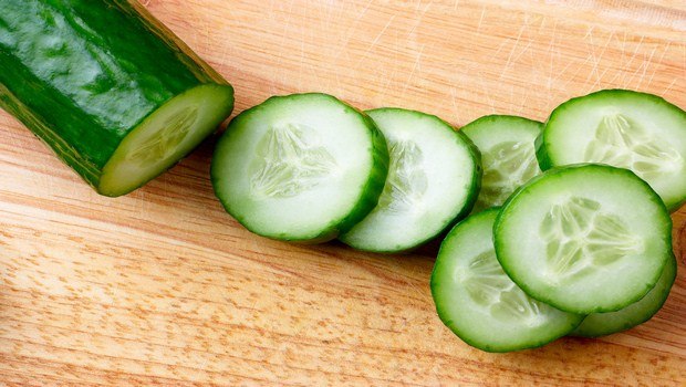 home remedies for red eyes-cucumber