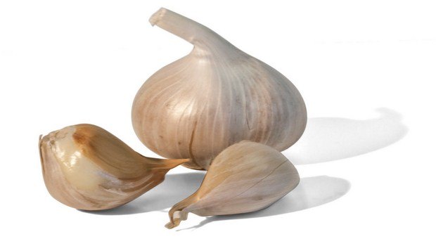home remedies for stomach gas-garlic