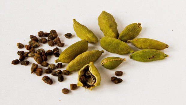 home remedies to increase appetite-cardamom