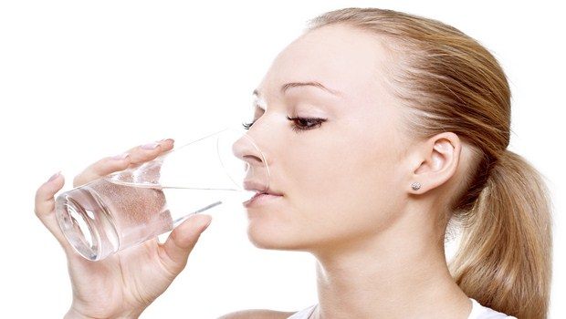 how to heal cracked skin-drink a lot of water