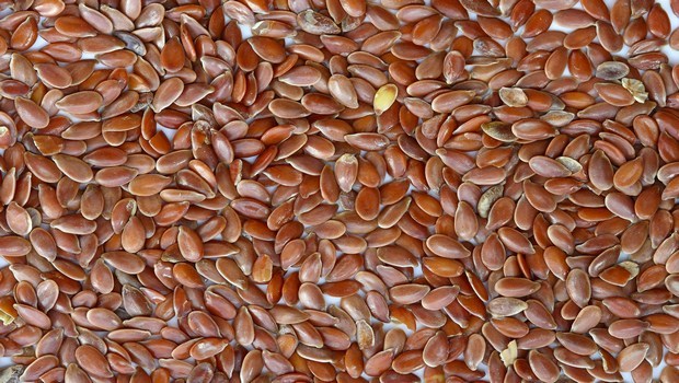 how to treat eye infection-use flaxseed