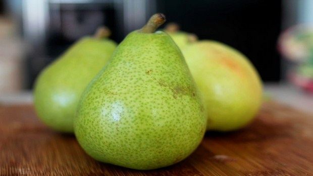 high calorie foods for toddlers-pear