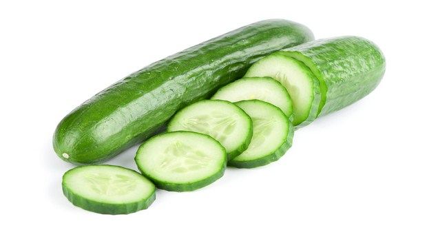 home remedies for burning eyes-cucumber
