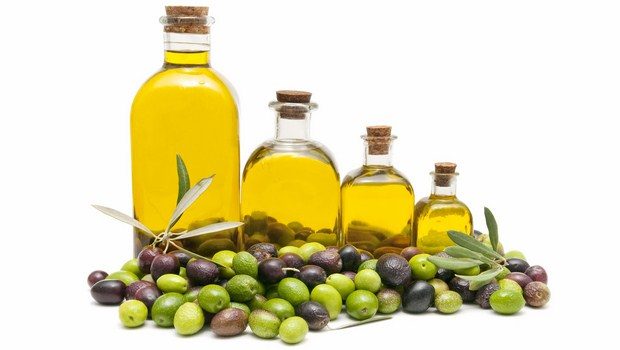 home remedies for sprained ankle-olive oil