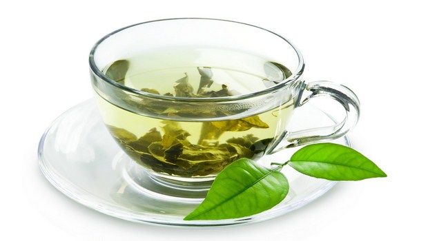 home remedies to grow eyelashes-green tea