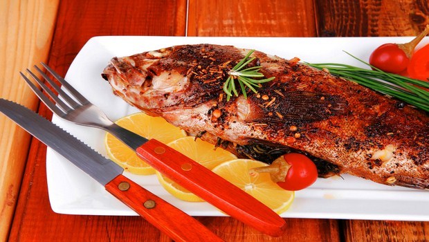 how to maintain a healthy heart-eat oily fish