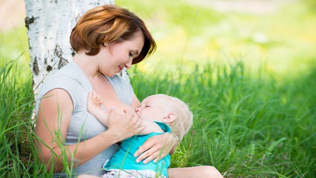 how to treat diaper rash-try breast milk home remedy