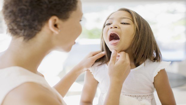 how to treat scarlet fever-gargle with salt water