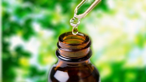 home remedies for molluscum contagiosum-tea tree oil