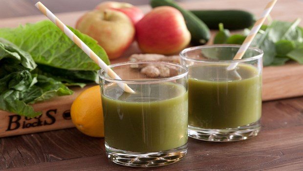 how to prevent gallbladder attacks-drink one glass of veggie juice every day