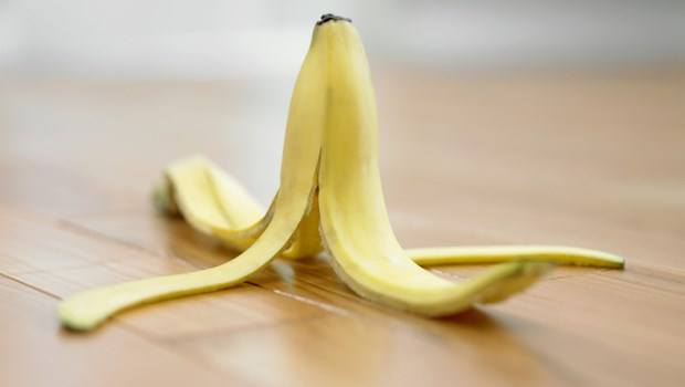 how to remove a skin tag-banana peel