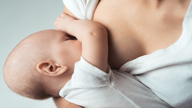 benefits of breastfeeding-breastfeeding protect your baby from a long list of illness