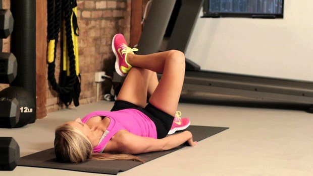 exercises to reduce belly fat-reverse crunches