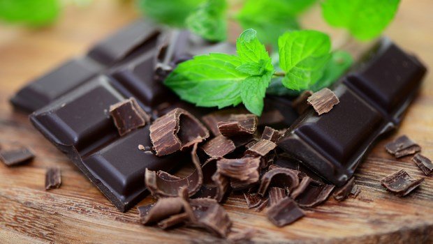 foods good for high cholesterol-dark chocolate