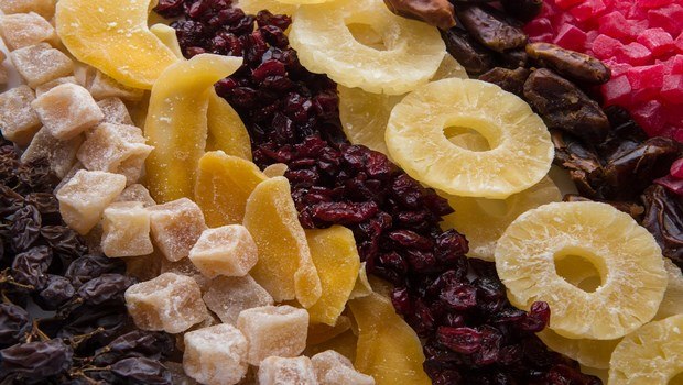 foods that cause bloating-dried fruit