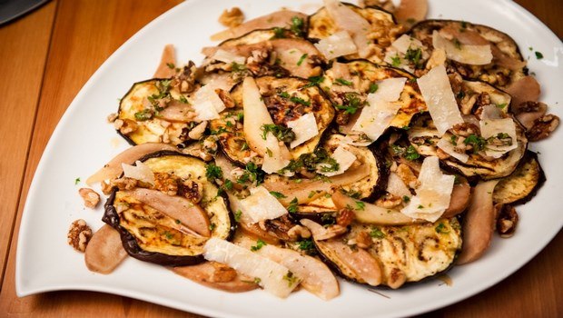 healthy dinner ideas for weight loss-pecorino with grilled pears