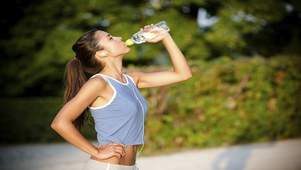 healthy living habits-keep the body hydrated