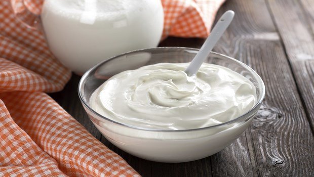 home remedies for tanned skin-yogurt