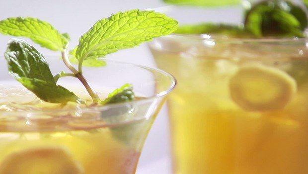 how to make ginger tea-ginger mint tea