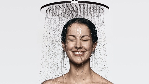 hot shower vs cold shower -burn white fat