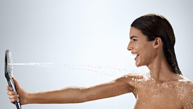 hot shower vs cold shower -decrease body temperature