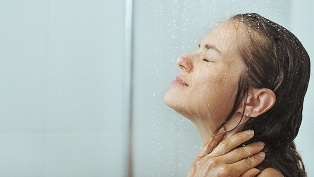 hot shower vs cold shower -deeper breathing