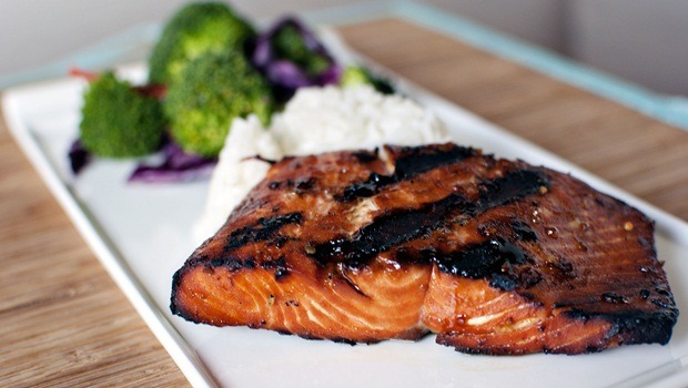 high protein low carb recipes - grilled salmon