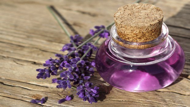home remedies for cystic acne-lavender oil