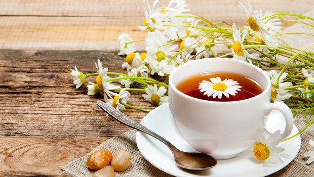 how to treat abdominal pain-chamomile tea